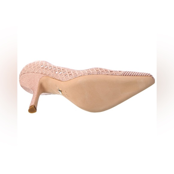 Dior Capture Lace Pump - Picture 4 of 5